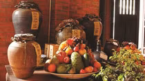 Rượu hoa thơm hương Tết