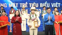 Lặng thầm cống hiến cho một thanh xuân rực rỡ