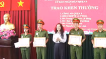 Khen thưởng 6 tập thể, cá nhân bắt băng nhóm dàn cảnh trộm ở các sự kiện
