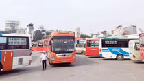 Xe hợp đồng không vào bến, quản lý thuế bằng cách nào?