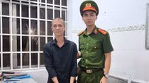 Bắt tạm giam đối tượng nhận tiền chuyển nhầm nhưng không trả