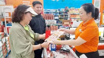 Không để xảy ra tình trạng thiếu hàng, sốt giá trong dịp Tết Ất Tỵ