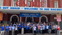 Đường sắt chở miễn phí tình nguyện viên, hàng hóa đến tỉnh bị thiệt hại do bão Yagi