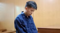 Bị vợ đuổi ra khỏi nhà, rút dao “rửa hận”