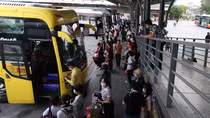 Doanh nghiệp vận tải tăng giá vé xe khách dịp Tết