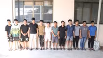 Đuổi chém nhau trên đường, 5 người thương vong