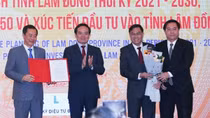 Lâm Đồng lấy nông lâm nghiệp là trọng tâm, công nghiệp là động lực, du lịch là đột phá