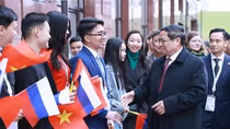 Thủ tướng Phạm Minh Chính gặp gỡ cộng đồng người Việt Nam tại Liên bang Nga