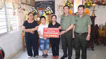 Hỗ trợ thân nhân Phó trưởng Công an phường hy sinh