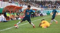 Cuộc đua trụ hạng V.League khó khăn