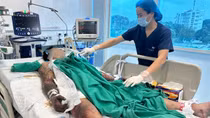 Ăn tiết canh mùng 1 lấy may, nam thanh niên nguy kịch
