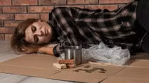 Có kẻ lạ mặt đang ở trong nhà tôi!
