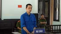 Con nghiện "ôm" 2.000 viên hồng phiến lĩnh 20 năm tù