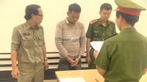 Bắt đối tượng chém lìa tay chủ quán cà phê