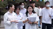 Các chuyên gia nói gì về phổ điểm thi tốt nghiệp THPT 2024?
