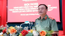 Kịp thời đấu tranh, bóc gỡ từ sớm các tổ chức phản động, chống phá