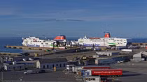 Bộ Ngoại giao thông tin vụ phát hiện người Việt trong xe container đông lạnh ở Ireland
