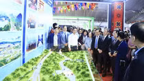 Hơn 200 doanh nghiệp tham gia Hội chợ thương mại, du lịch quốc tế Việt – Trung