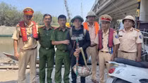 CSGT đường thủy phát hiện 2 vụ dùng thuốc trừ sâu bắt cá