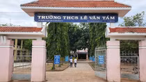 Sau phản ánh của Báo CAND, giáo viên huyện biên giới đã được trả lương