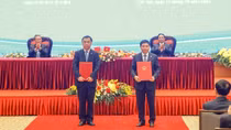 Việt Nam - Trung Quốc trao 10 văn kiện hợp tác quan trọng
