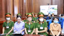 Có bị cáo “ngây thơ” cho rằng không biết mình phạm tội