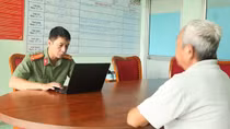 Ông lão suýt mất 500 triệu đồng sau cuộc điện thoại mạo danh Công an