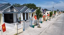 Vận động xây dựng nhà ở cho đồng bào sinh sống trên sông