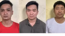 Bắt quả tang nhóm phóng viên đang nhận 180 triệu đồng tống tiền doanh nghiệp