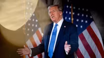 Ông Trump khởi kiện một tờ báo Mỹ trước thềm nhậm chức