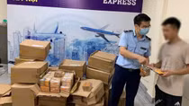 Lợi dụng dịch vụ chuyển phát nhanh để vận chuyển thuốc lá điện tử