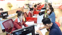 Gửi tiết kiệm vẫn hấp dẫn nhà đầu tư