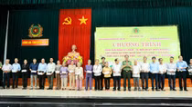 Đoàn Cục An ninh chính trị nội bộ về nguồn tại Quảng Trị