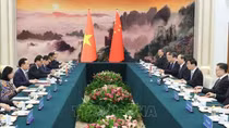 Chủ tịch Quốc hội Vương Đình Huệ hội kiến Chủ tịch Chính hiệp toàn quốc Trung Quốc Vương Hộ Ninh