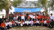 Chuyến thăm huyện đảo Trường Sa, Nhà giàn DK1 đầy ý nghĩa của kiều bào
