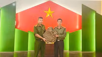 Tiếp nhận trên 4.000 hiện vật là quân hiệu, phù hiệu, huy hiệu Cảnh sát các nước