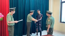 Khởi tố, bắt tạm giam đối tượng “Tổ chức cho người khác trốn đi nước ngoài”
