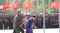 Họ cũng là những người lính