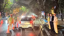 Hải Phòng xử lý nhiều trường hợp vi phạm giao thông từ phản ánh của người dân
