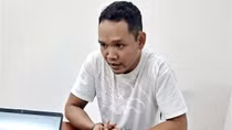 Níu kéo bất thành, dùng chiêu tung clip “nóng” lên Facebook của người tình