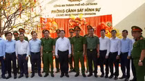 Trưởng Ban Tuyên giáo Trung ương thăm và chúc Tết Công an TP Hồ Chí Minh