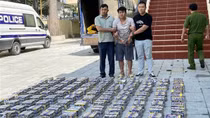 Triệt phá đường dây vận chuyển, buôn bán 1 tấn pháo nổ