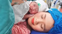 Những "rồng nhí" đầu tiên chào đời vào đêm Giao thừa