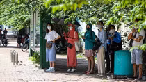 Nắng nóng "đỏ rực" Bắc và Trung Bộ