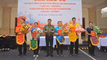 Cụm thi đua số 1 tổ chức giải kéo co