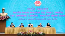 Thủ tướng: Sớm nâng hạng thị trường chứng khoán Việt Nam lên thị trường mới nổi