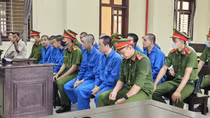 Dùng súng hoa cải giải quyết mâu thuẫn, 4 bị cáo lãnh án chung thân