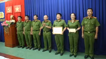 Xóa đường dây ma túy liên tỉnh, thu giữ 1 khẩu súng