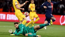 PSG để thua Barca trên sân nhà, báo Anh chỉ ra "tội đồ"