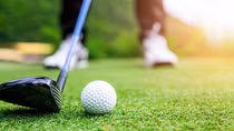 Cho thôi chức vụ với cán bộ đánh golf trong giờ hành chính ở Bắc Ninh